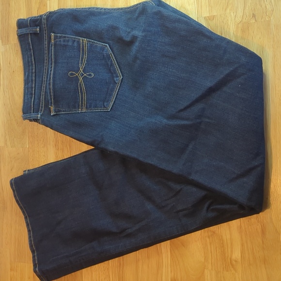 Lucky Brand Dark Wash Cate Boot Jeans 10/30 Ankle - Picture 8 of 10